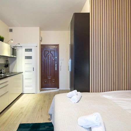 Modern Apartment In Best Location Krasków Exterior foto