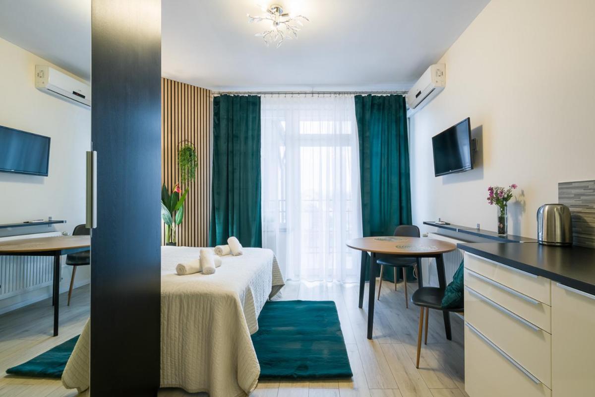 Modern Apartment In Best Location Krasków Exterior foto