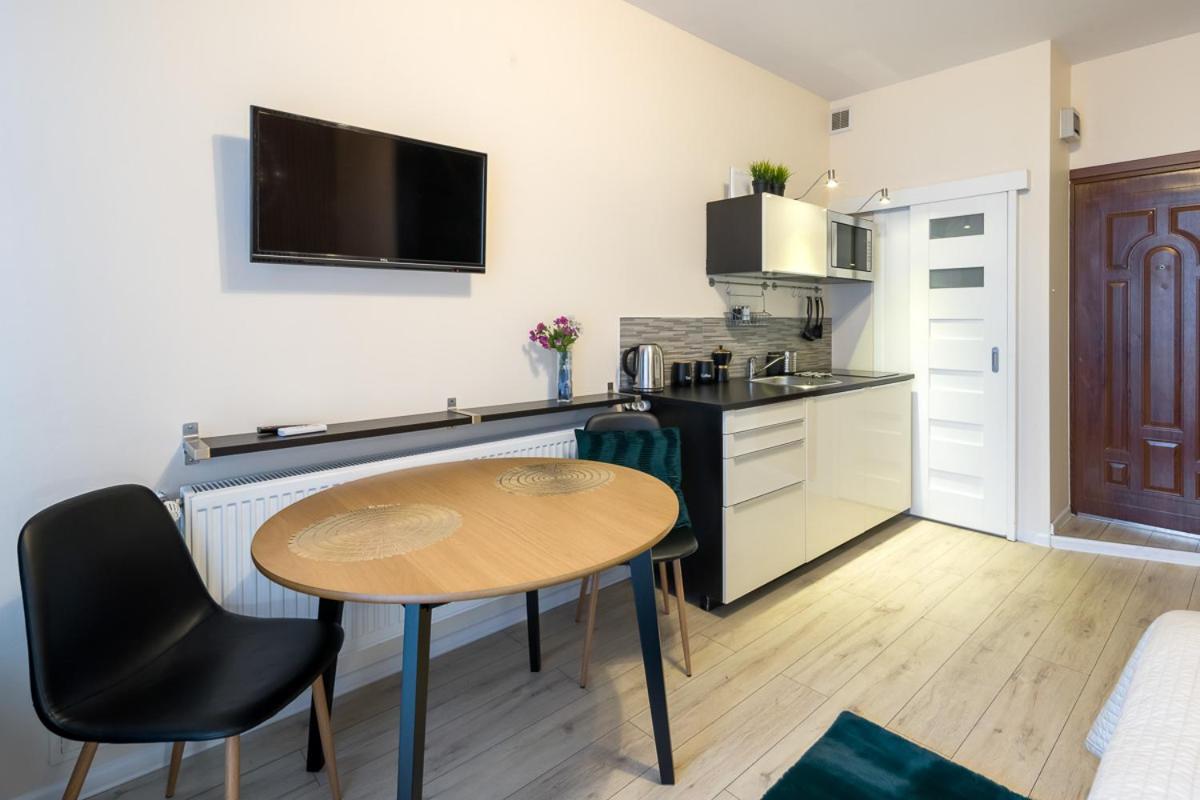 Modern Apartment In Best Location Krasków Exterior foto
