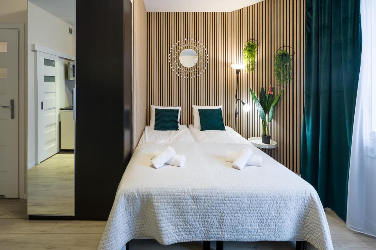 Modern Apartment In Best Location Krasków Exterior foto